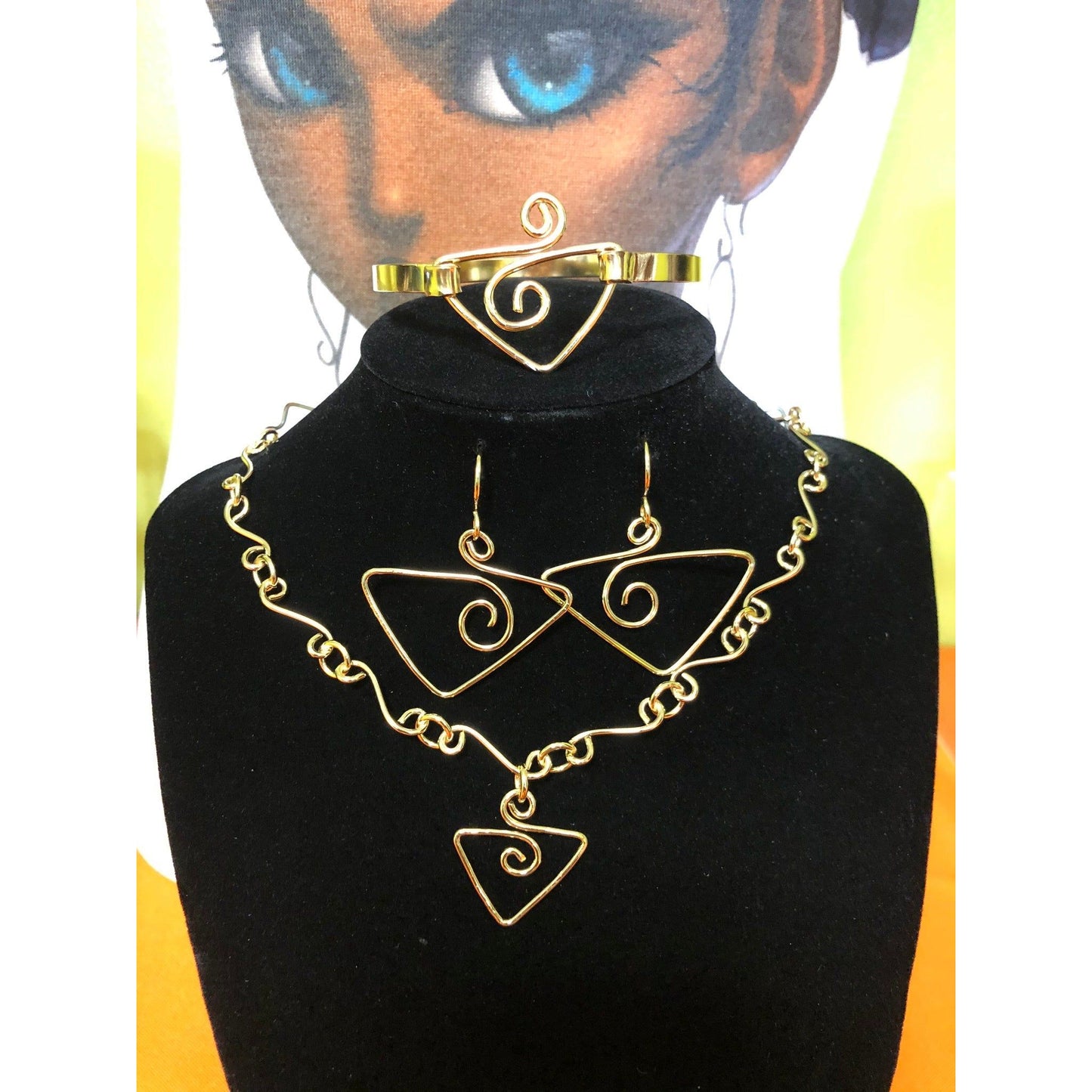 Love Triangle Necklace Set (1595)