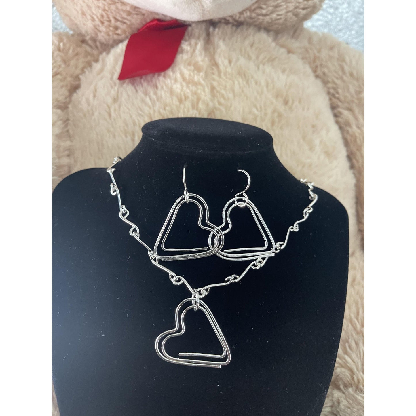 LCDVI Abstract Inner Heart Necklace Set (1910)